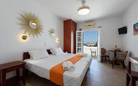 Aigaiou Avra Apartments